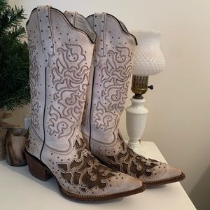 Cowgirl Boots size 8